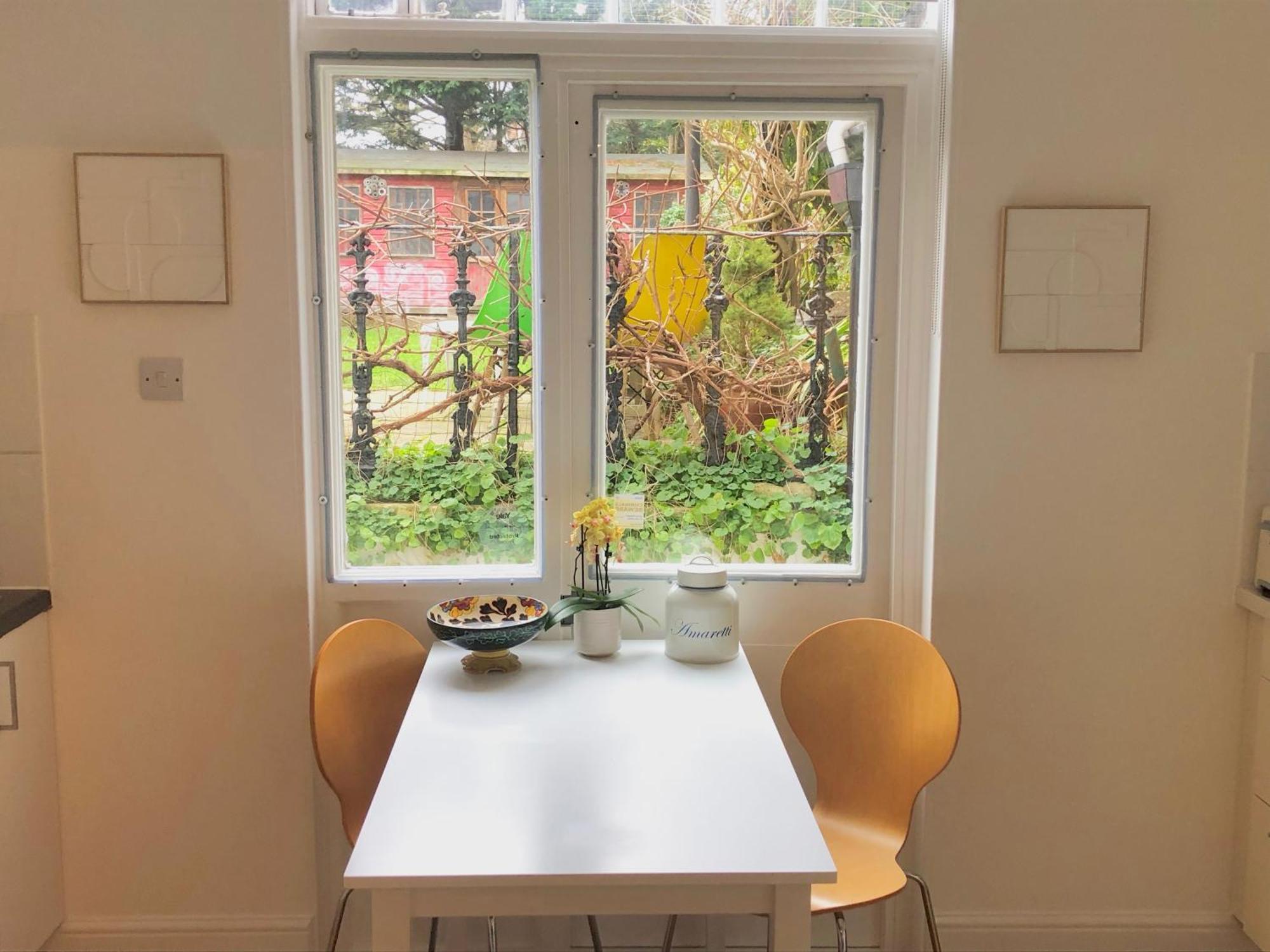 Spacious Comfortable Flat With Free Parking In East Finchley, Muswell Hill & Close To Alexandra Palace ロンドン エクステリア 写真