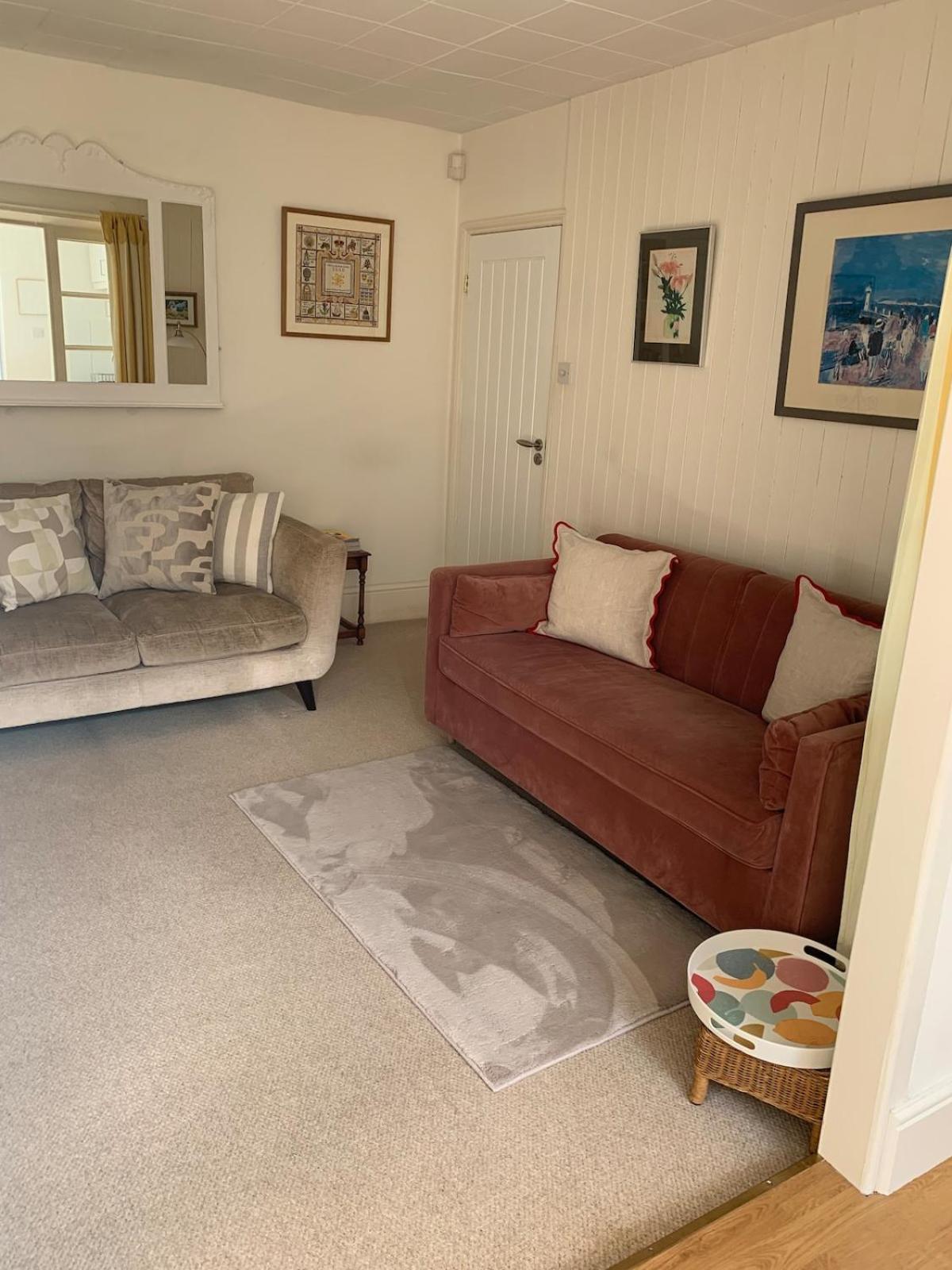 Spacious Comfortable Flat With Free Parking In East Finchley, Muswell Hill & Close To Alexandra Palace ロンドン エクステリア 写真